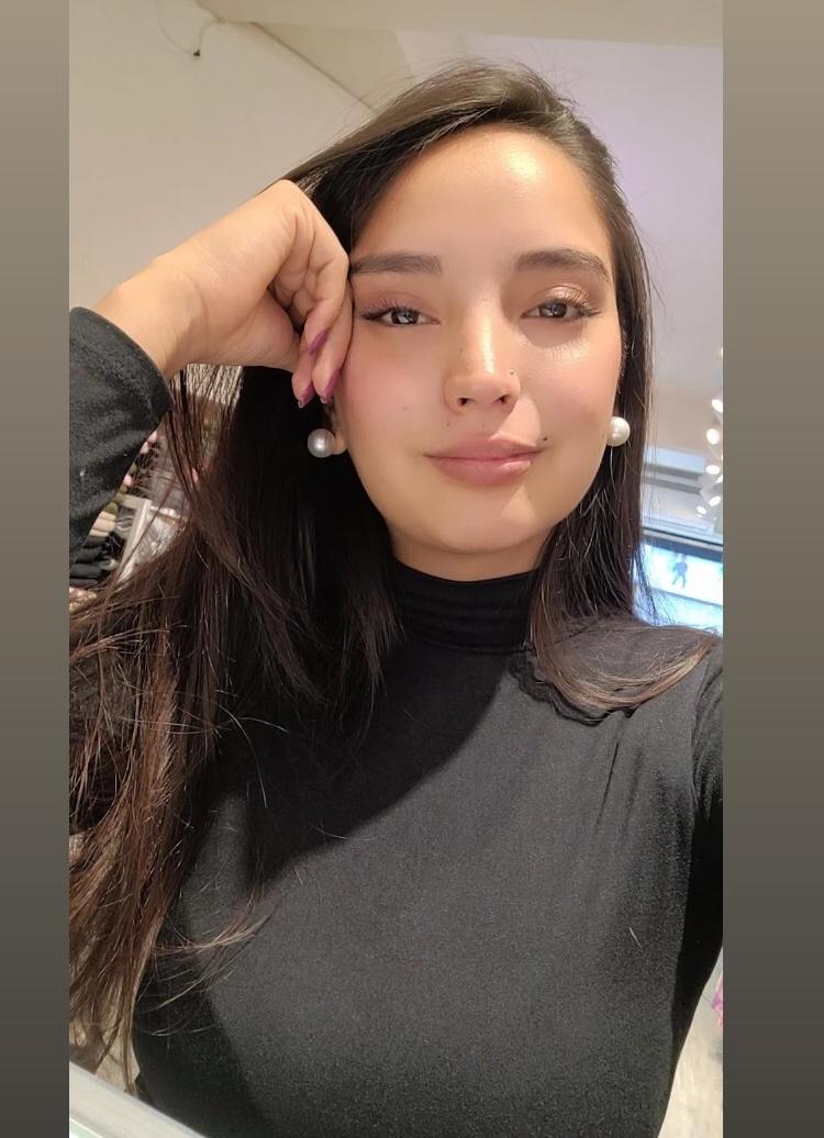 <em>Astrid Suarez </em>